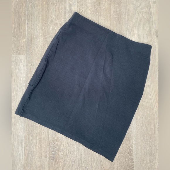 TALULA MINI SKIRT - Picture 2 of 3